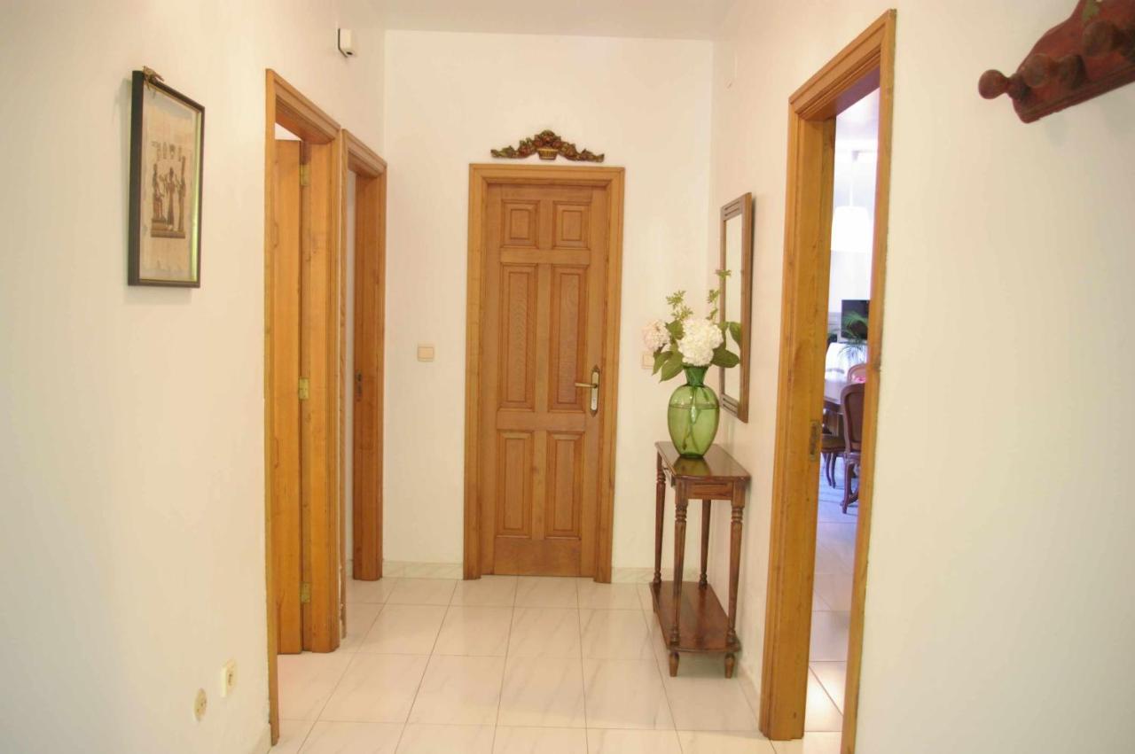 ビラノーバ・デ・アロウサ Vivienda Tradicional Con Jardin Y Patio Interiorヴィラ エクステリア 写真